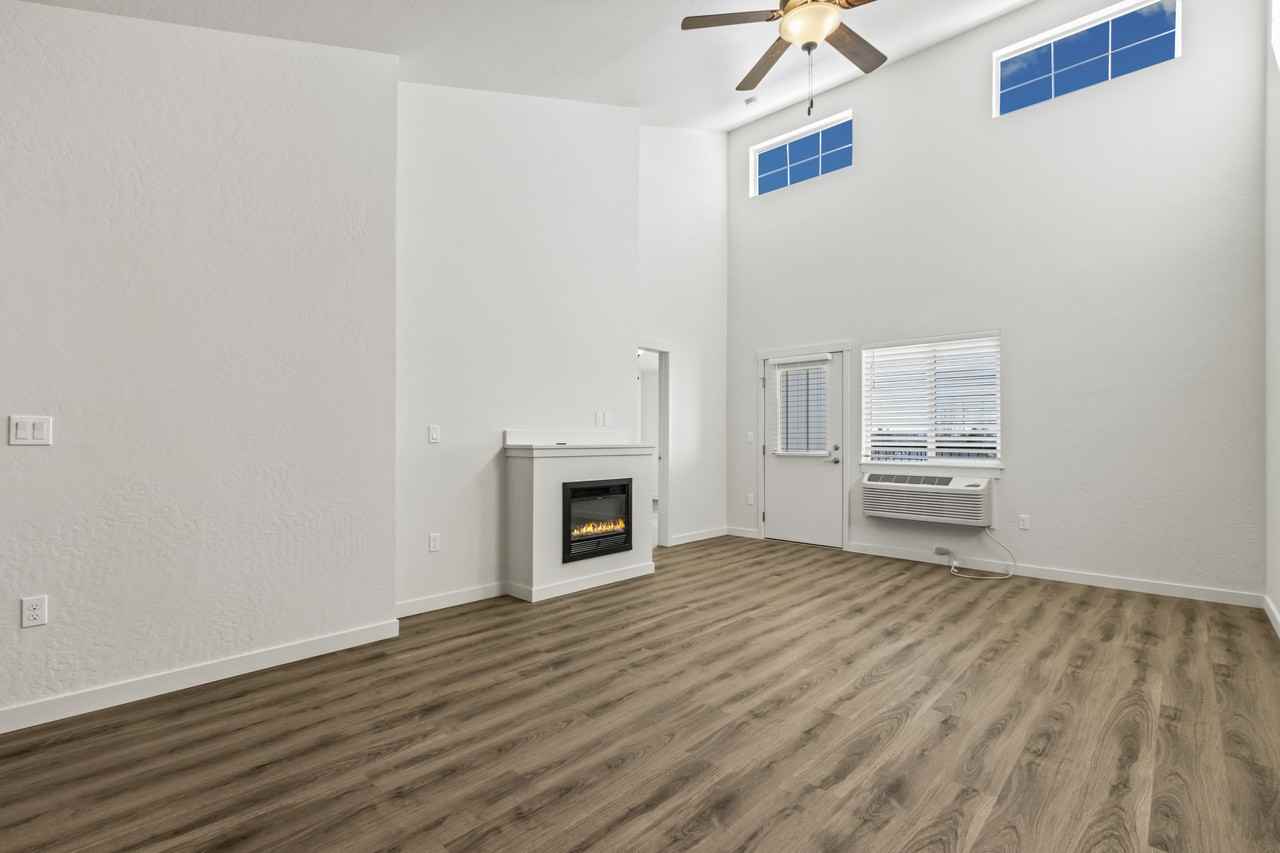 304 E Rr Ave #C302 - Photo 5 of 9
