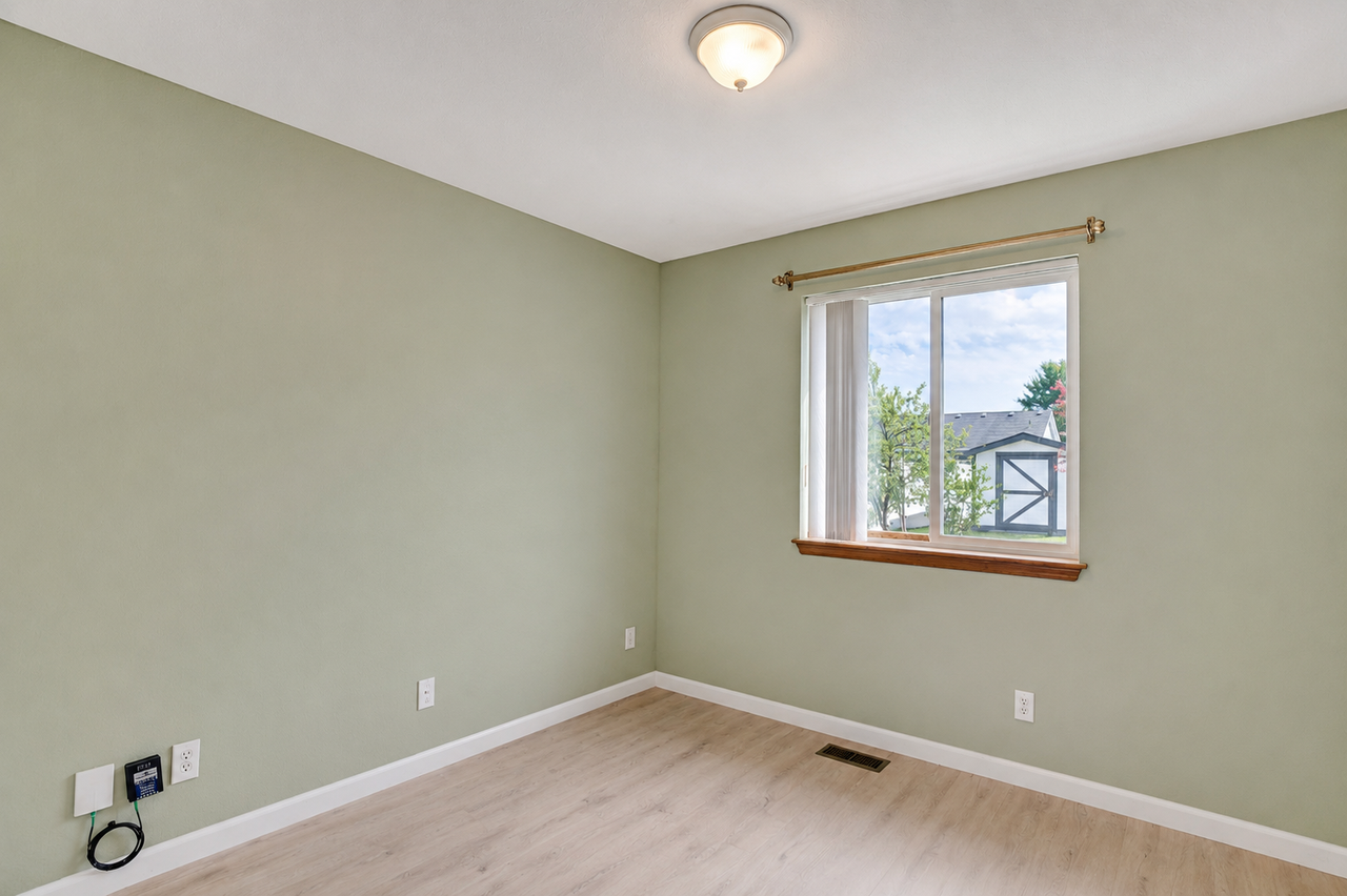 2546 W Timberlake Loop #NA - Photo 2 of 19