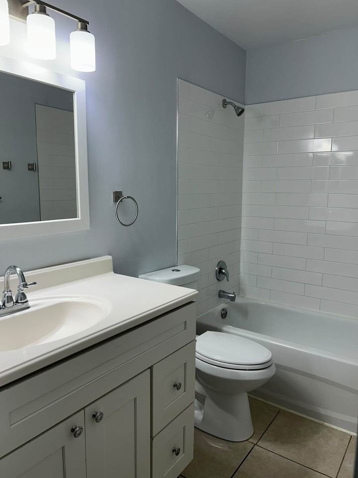 7669 Se James St #3-2 - Photo 5 of 24