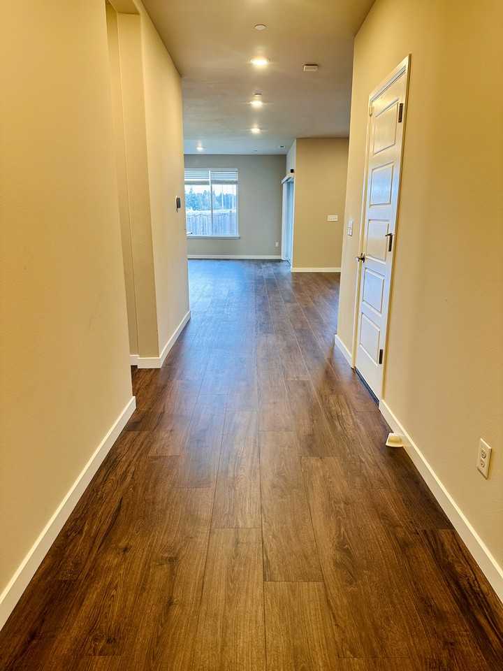 8023 35th St Ne #NA - Photo 4 of 30