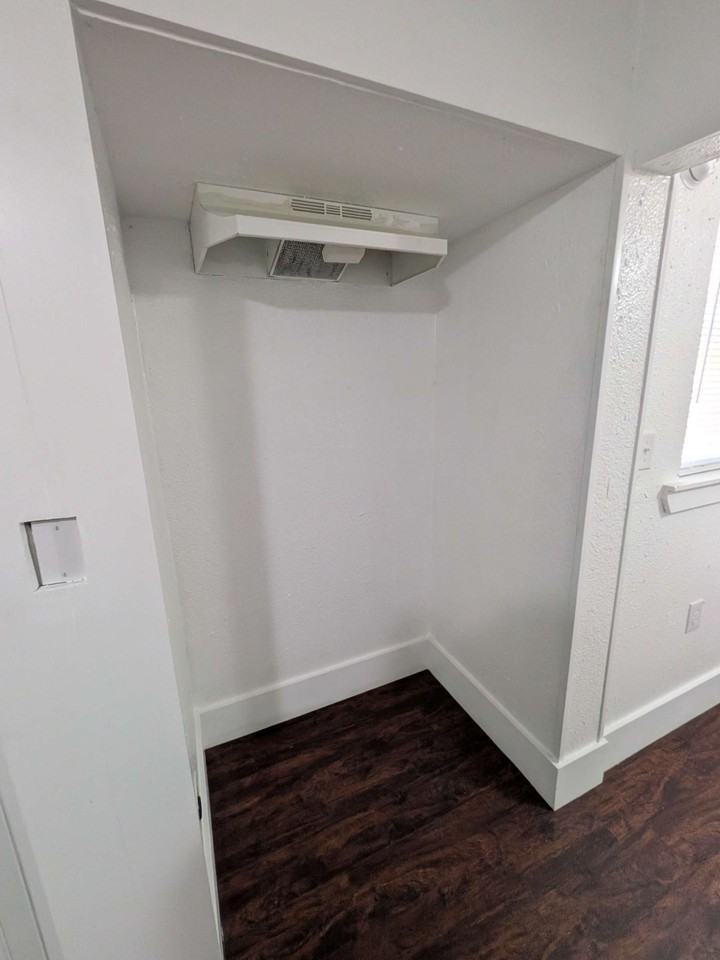 3603 Schuster Dr #NA - Photo 4 of 18