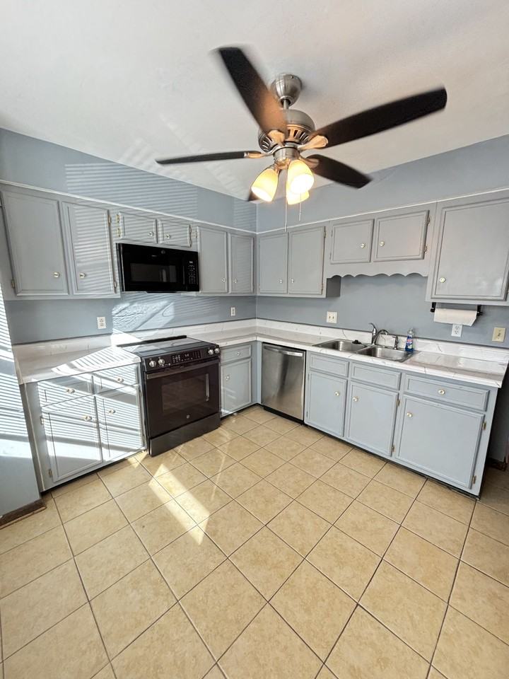 704 Rock Creek Ct #NA