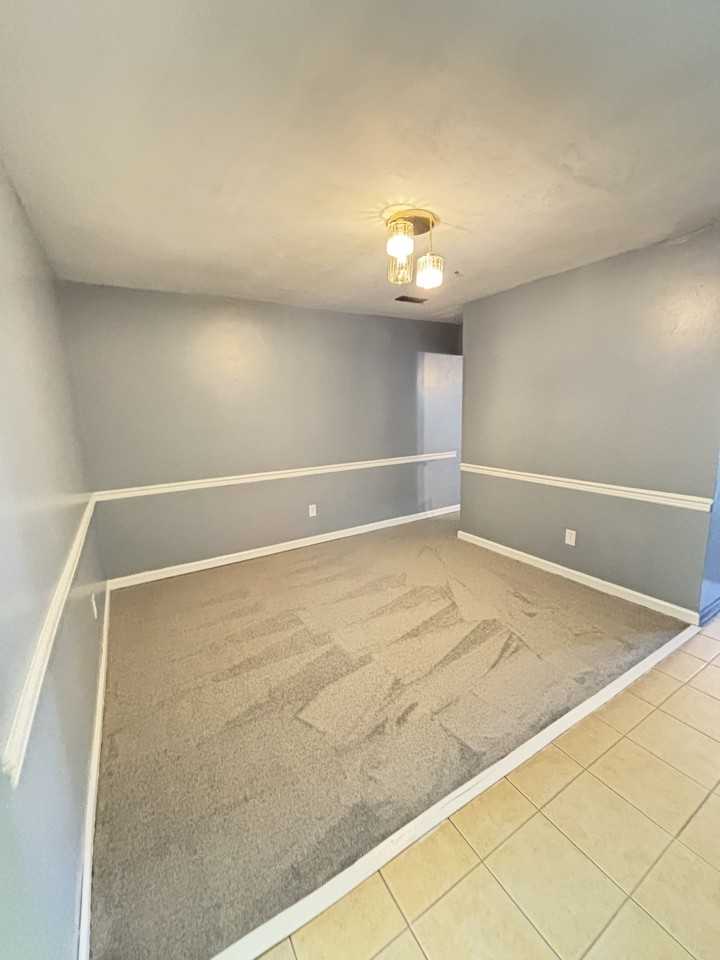 704 Rock Creek Ct #NA - Photo 3 of 4