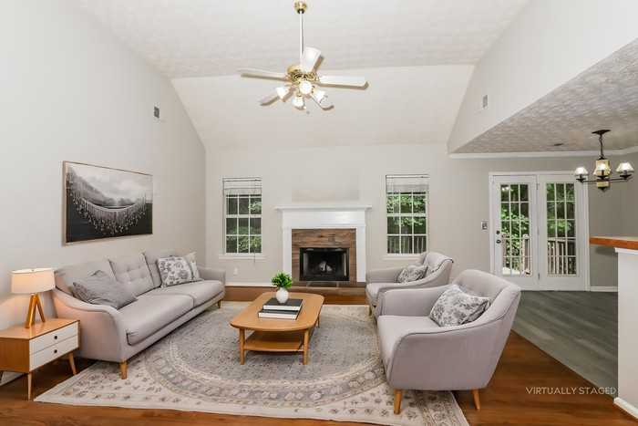 425 Misty Brook Ct - Photo 6 of 16