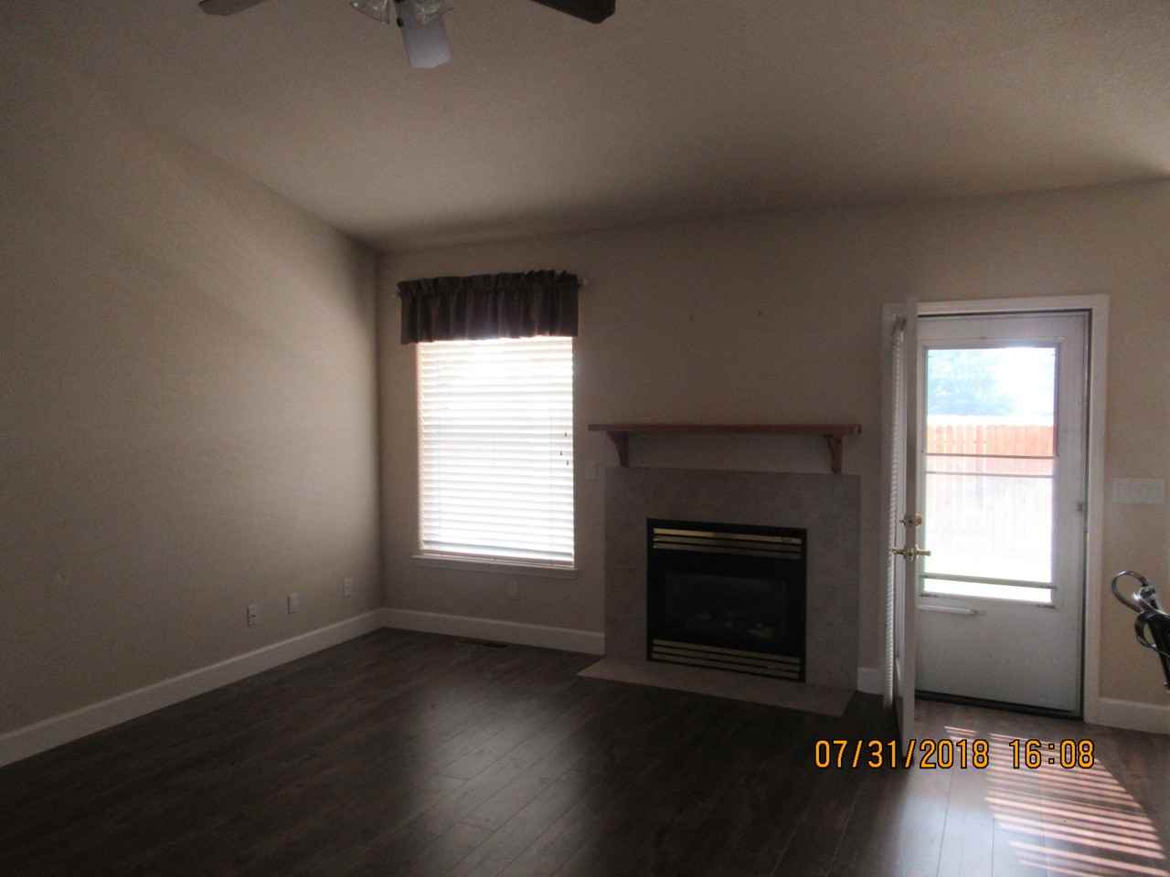1488 Longfellow Ln #NA - Photo 3 of 11
