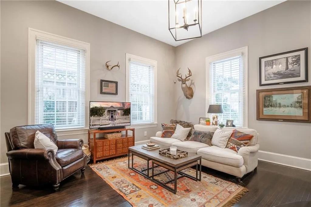 334 Little St #NA - Photo 7 of 23