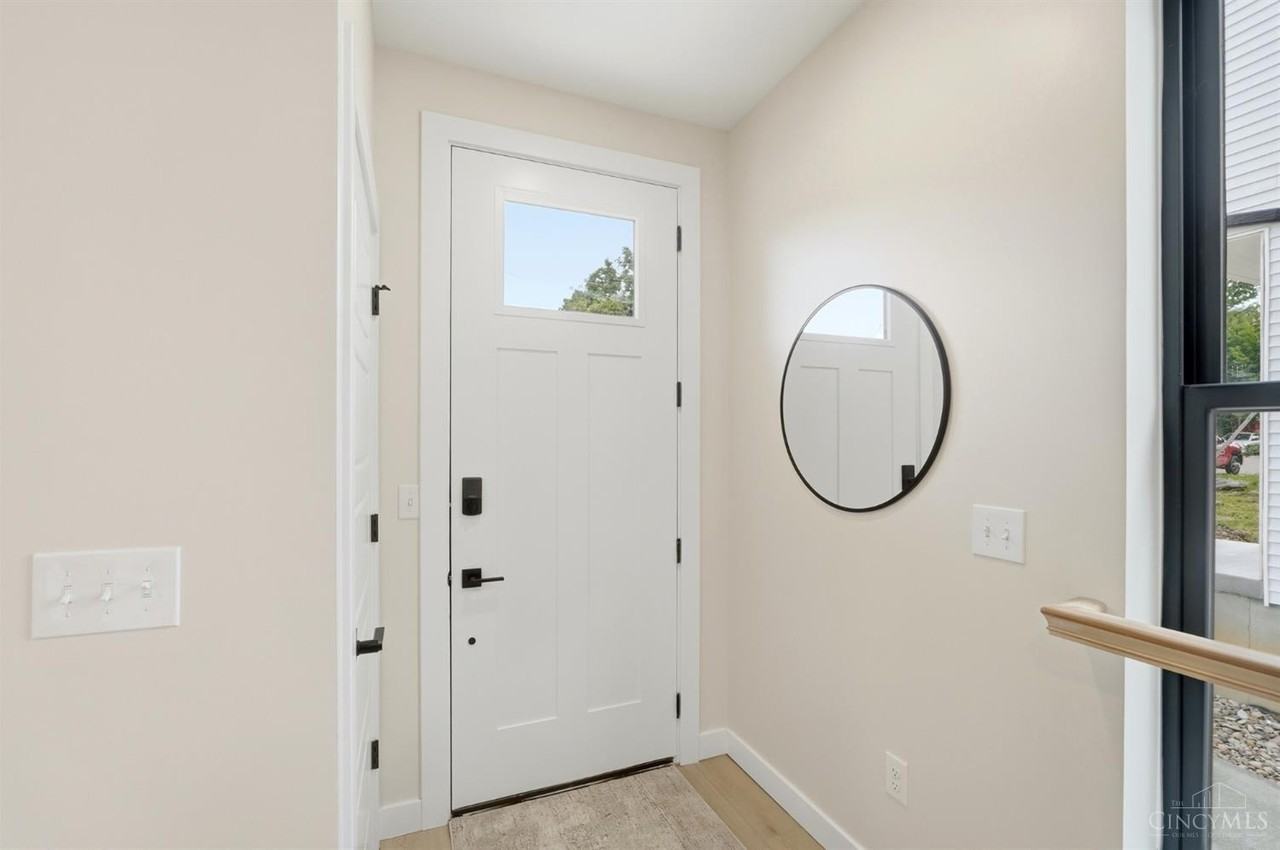 1637 Clayton St #NA - Photo 2 of 40