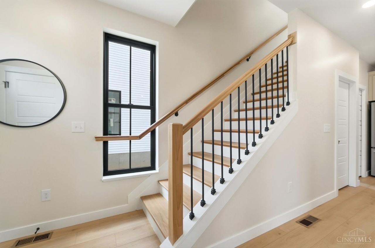 1637 Clayton St #NA - Photo 3 of 40