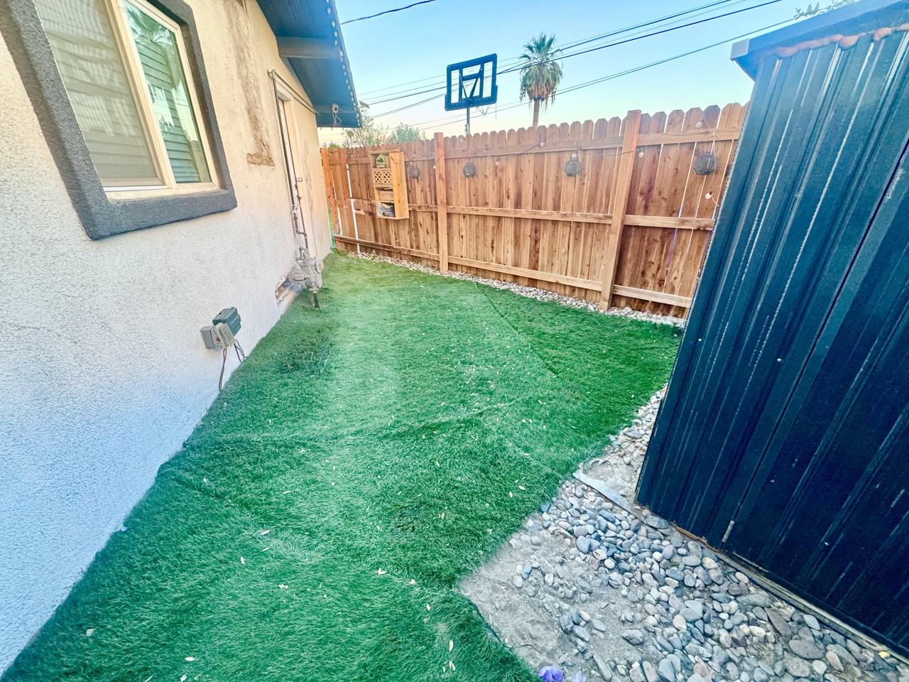 83051 Emerald Ave #NA - Photo 6 of 7