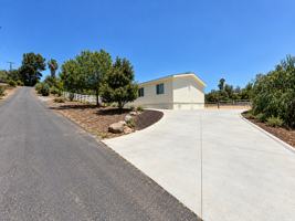 featured image of 2605 1/2 Kauana Loa Dr #NA