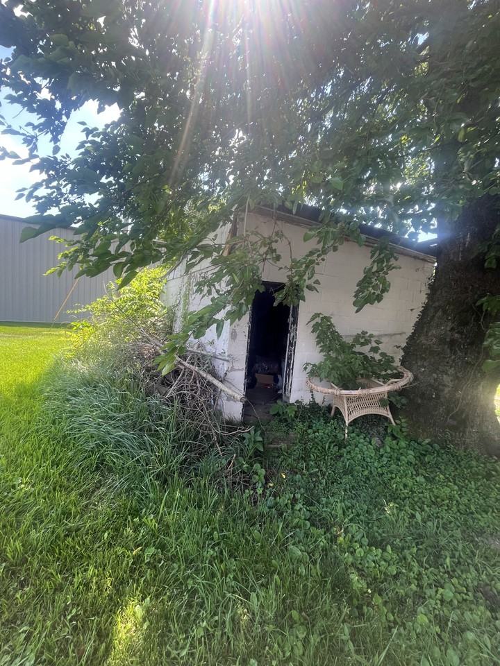 2317 N Fulton Ave #NA - Photo 3 of 36