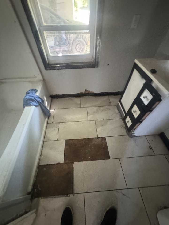 2317 N Fulton Ave #NA - Photo 5 of 36