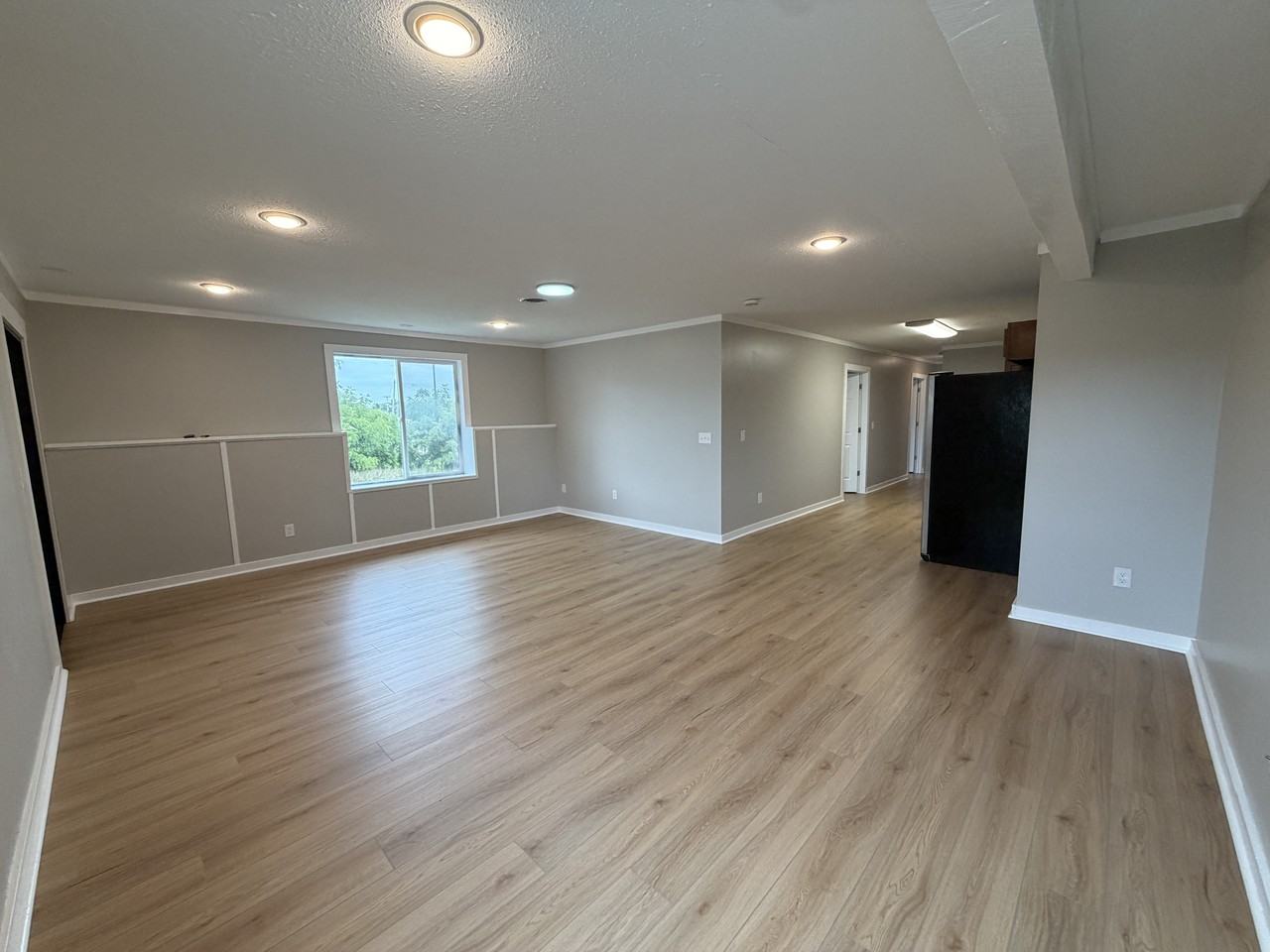 8048 Miller Rd #6 - Photo 6 of 19