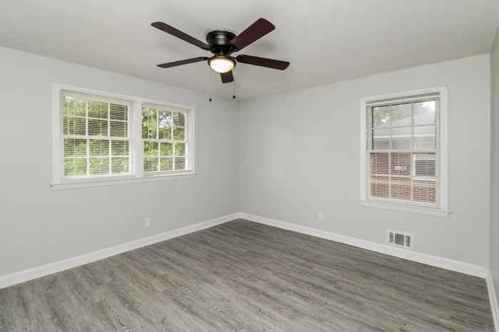 1513 Omega Dr - Photo 7 of 13