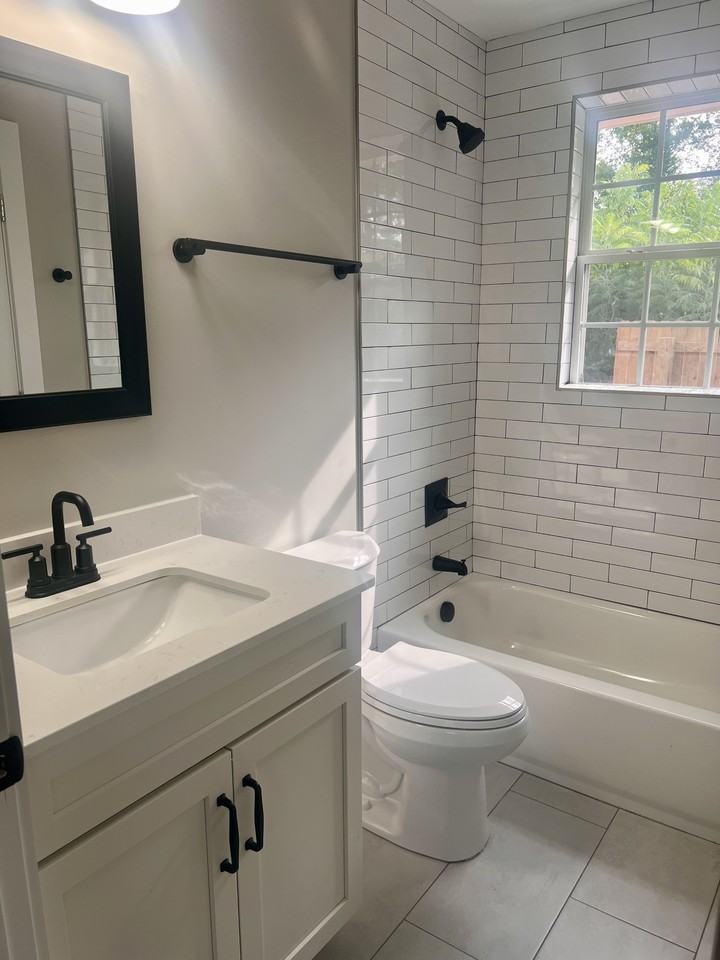 109 James Milton Ct #109 - Photo 2 of 11