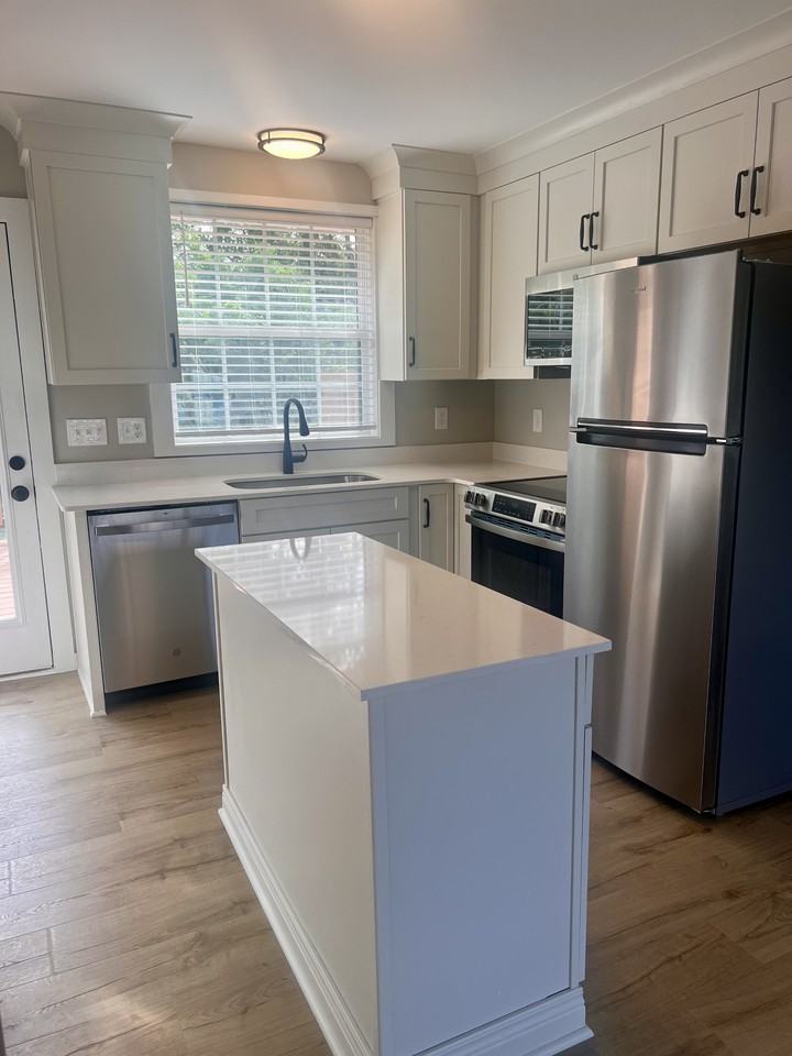 109 James Milton Ct #109 - Photo 3 of 11