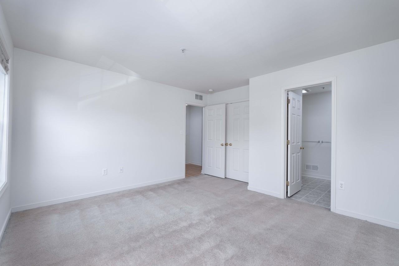 508 Talon Dr - Photo 5 of 13