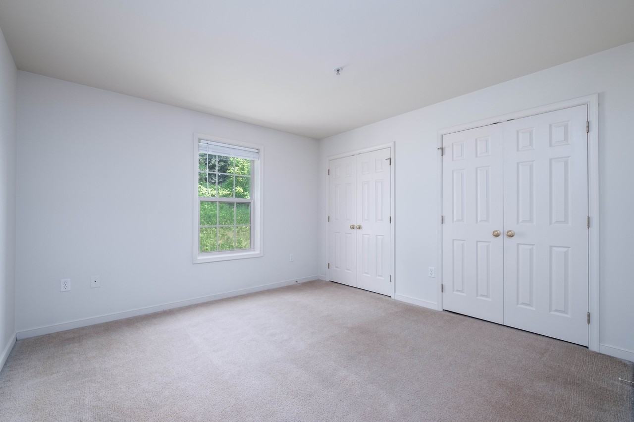 508 Talon Dr - Photo 7 of 13