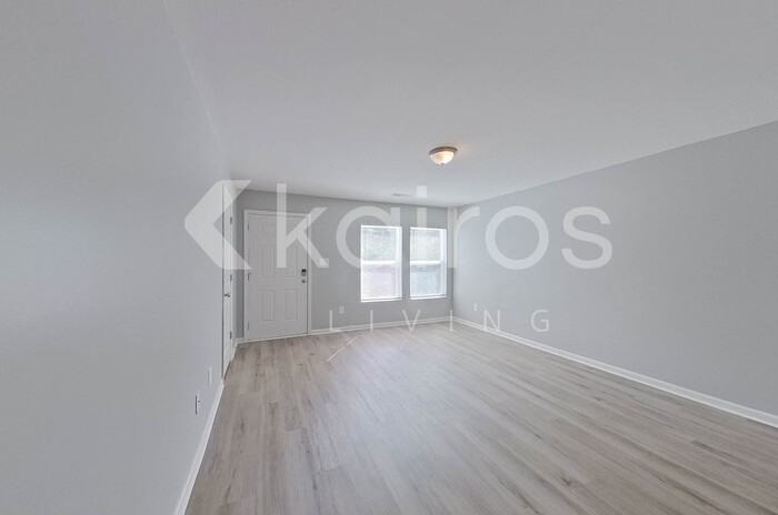 426 Wedgewood Dr - Photo 4 of 28
