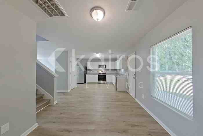 426 Wedgewood Dr - Photo 7 of 28