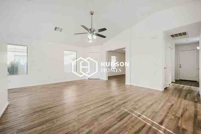 1657 E Jacob St - Photo 7 of 30