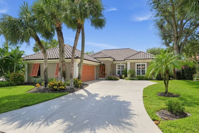 57 Cayman Isles Blvd - Photo 2 of 43