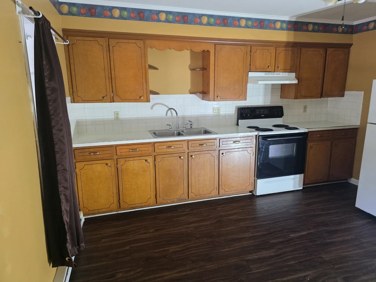 200 Birch St #NA - Photo 2 of 11
