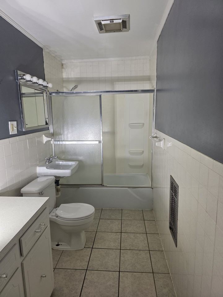 200 Birch St #NA - Photo 5 of 11