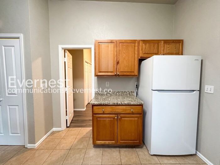 1910 E 36th Ave - Photo 3 of 16