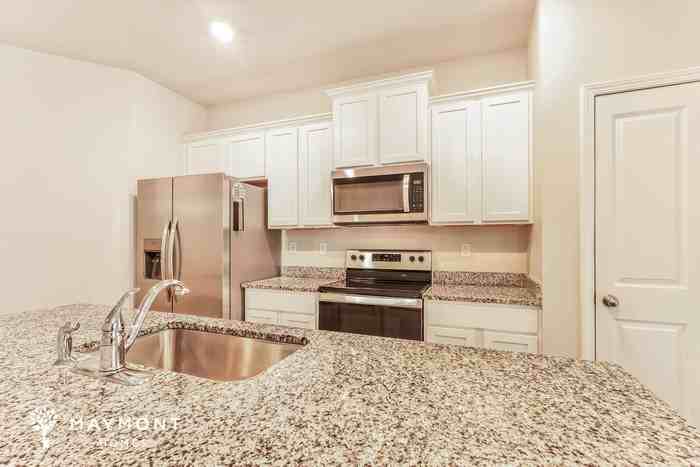 2174 River Park Ct - Photo 7 of 13
