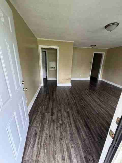 893 N Dunlap St - Photo 2 of 9