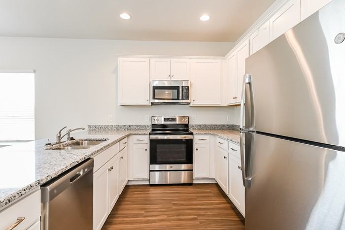 259 Clydesdale Cir - Photo 7 of 14