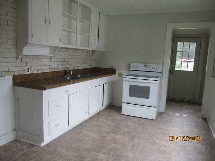 60 Pinecrest Dr Sw - Photo 4 of 8