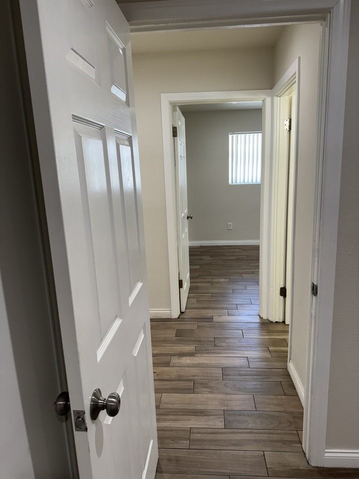 25452 Cole St #XX - Photo 6 of 14