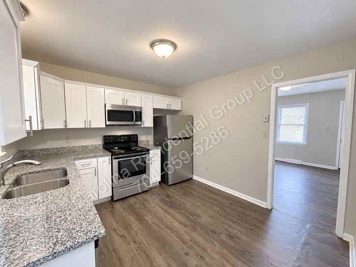 2002 Airport Rd #B - Photo 5 of 16