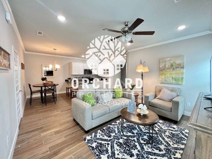 3001 N Conway Dr - Photo 2 of 13