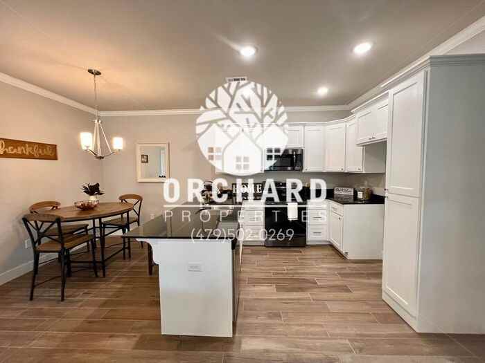 3001 N Conway Dr - Photo 6 of 13