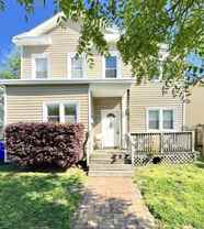 1526 W 40th St #2B - Photo 1 of 1
