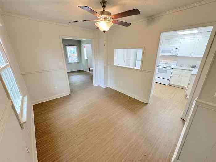 110 Cushing St - Photo 6 of 29