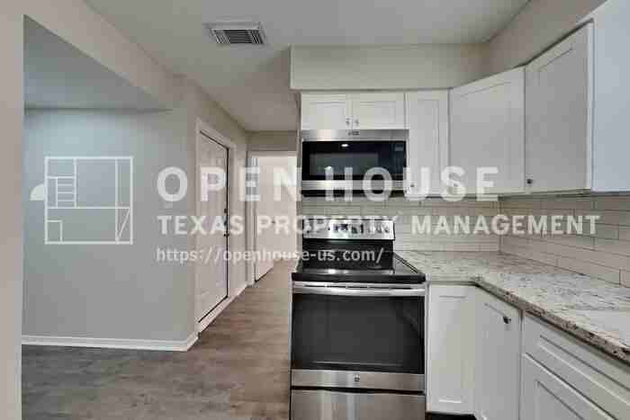 4306 Stallion Brook Ln - Photo 7 of 21
