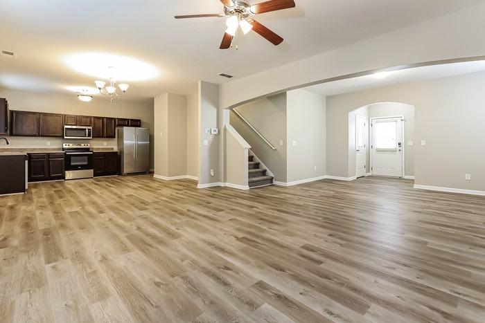 255 Bandelier Cir - Photo 7 of 16