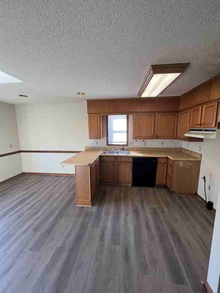 193 Pearson Hill Rd - Photo 3 of 9