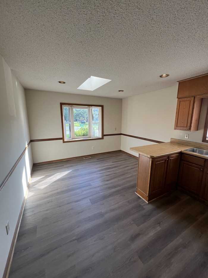 193 Pearson Hill Rd - Photo 4 of 9