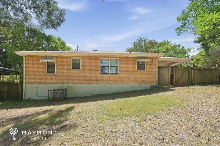 3196 Canary Ct - Photo 3 of 3