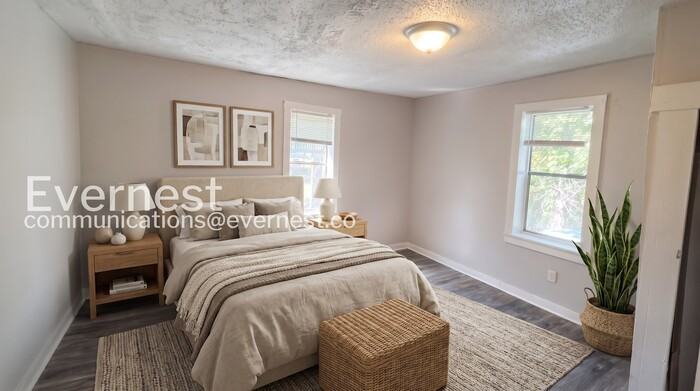 9609 Short St - Photo 3 of 15