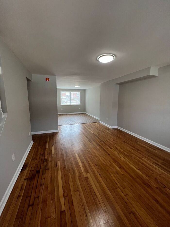 7899 Saint Boniface Ln - Photo 2 of 22