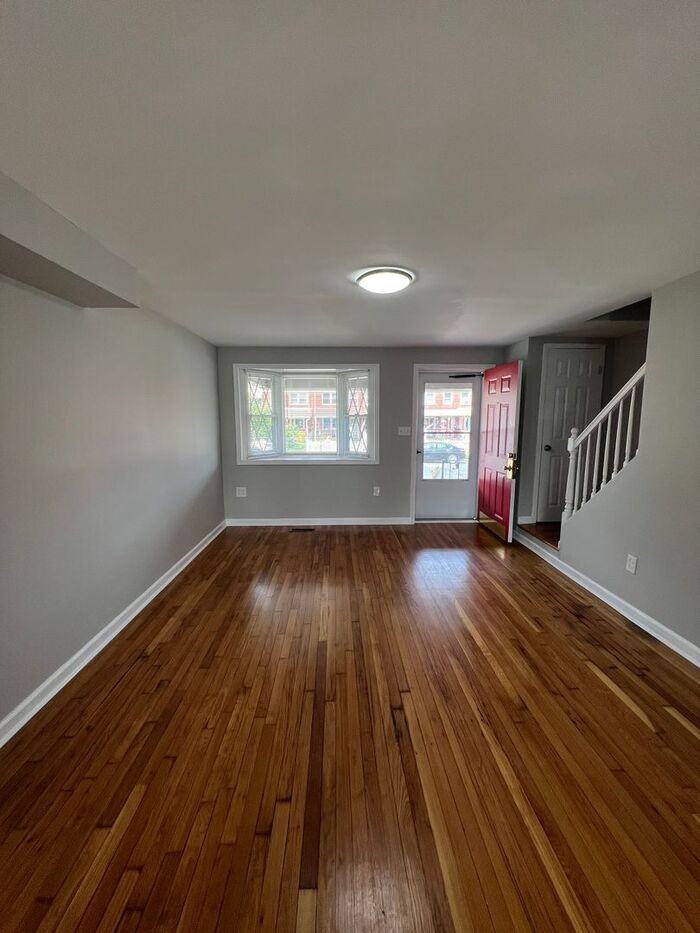 7899 Saint Boniface Ln - Photo 3 of 22