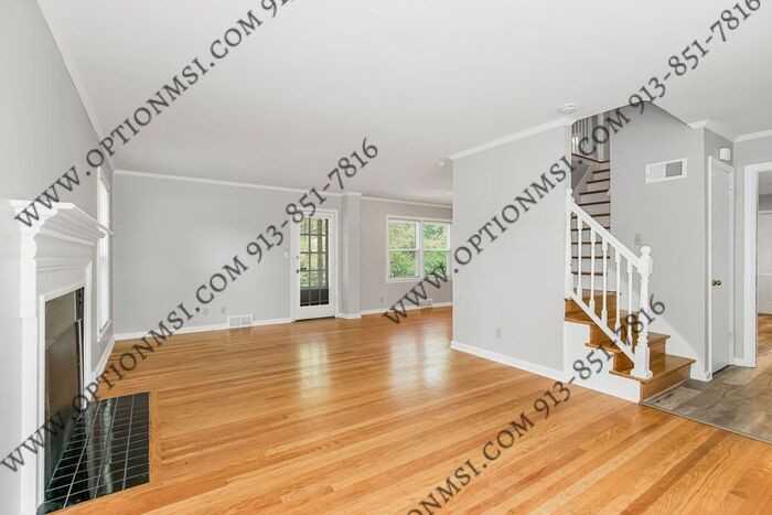 6820 Wornall Rd - Photo 3 of 30