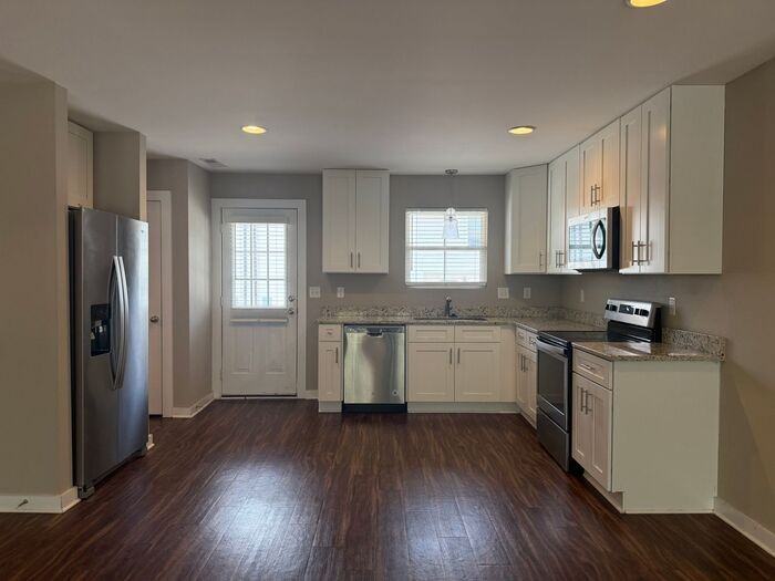 309 Myatt Dr #G - Photo 4 of 24