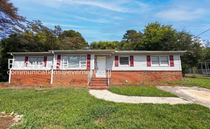 2429 3rd Pl Nw - Photo 2 of 23